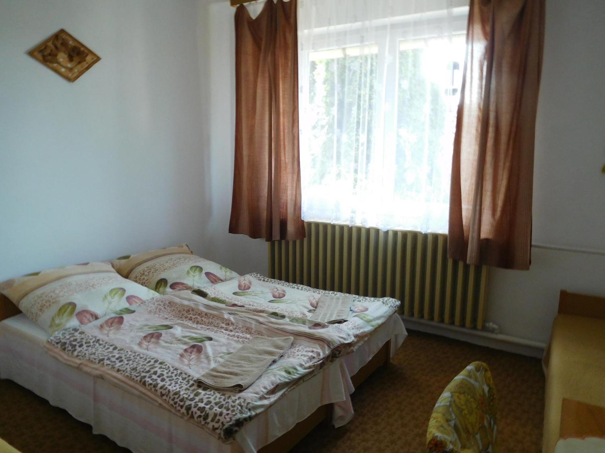 Napfeny Vendeghaz Apartment Miskolc Luaran gambar
