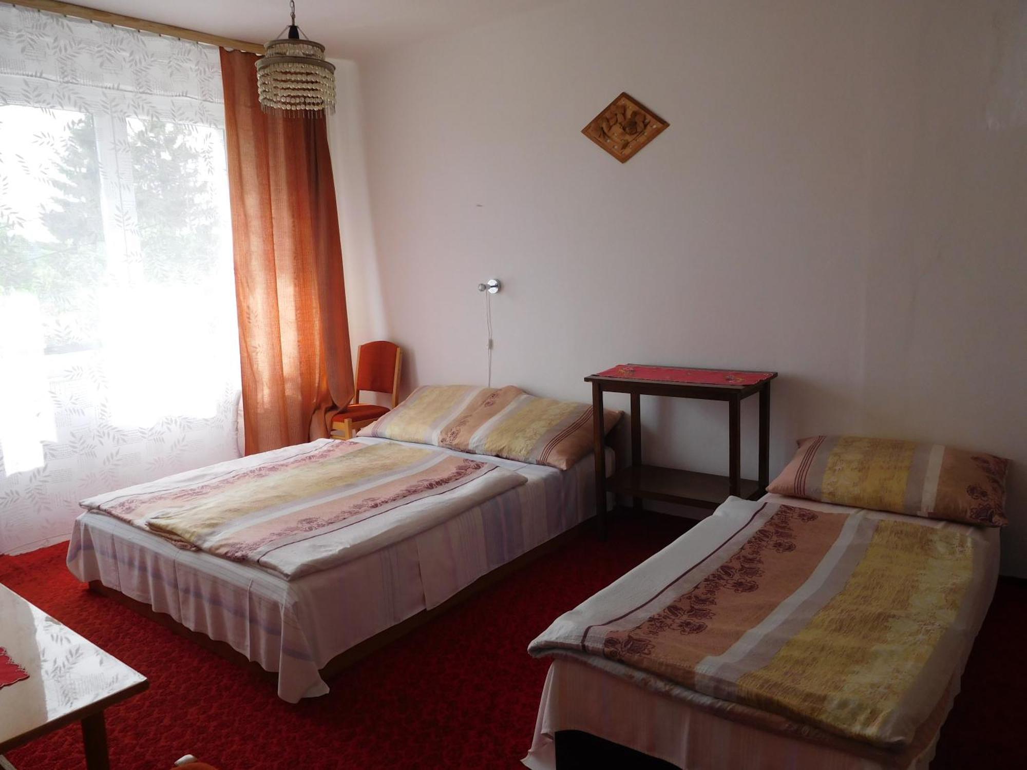 Napfeny Vendeghaz Apartment Miskolc Luaran gambar