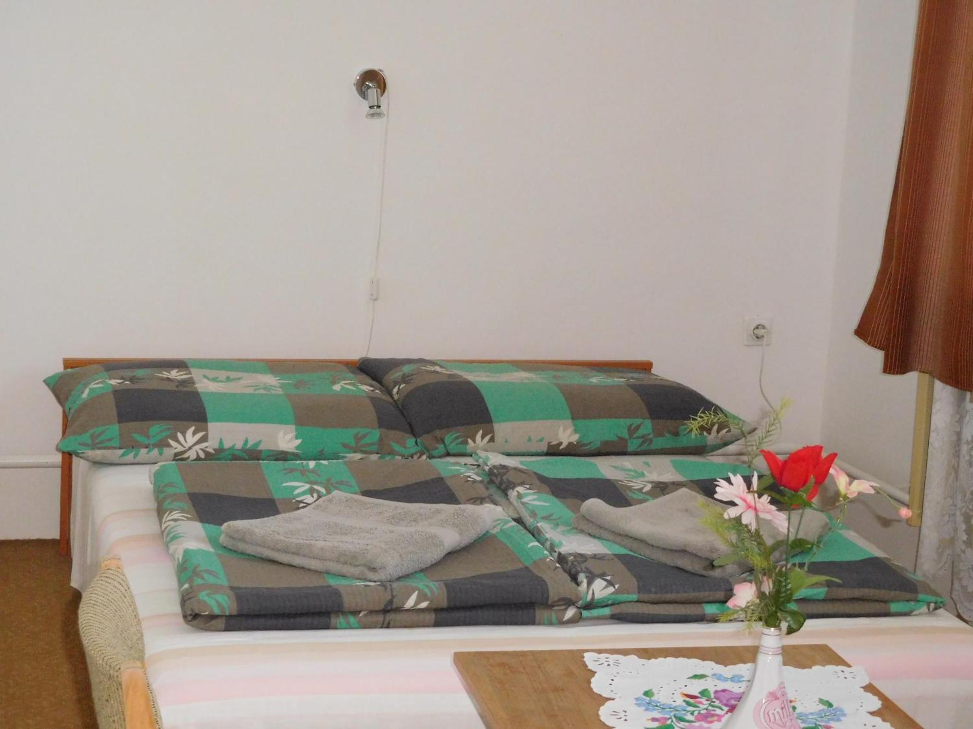 Napfeny Vendeghaz Apartment Miskolc Luaran gambar