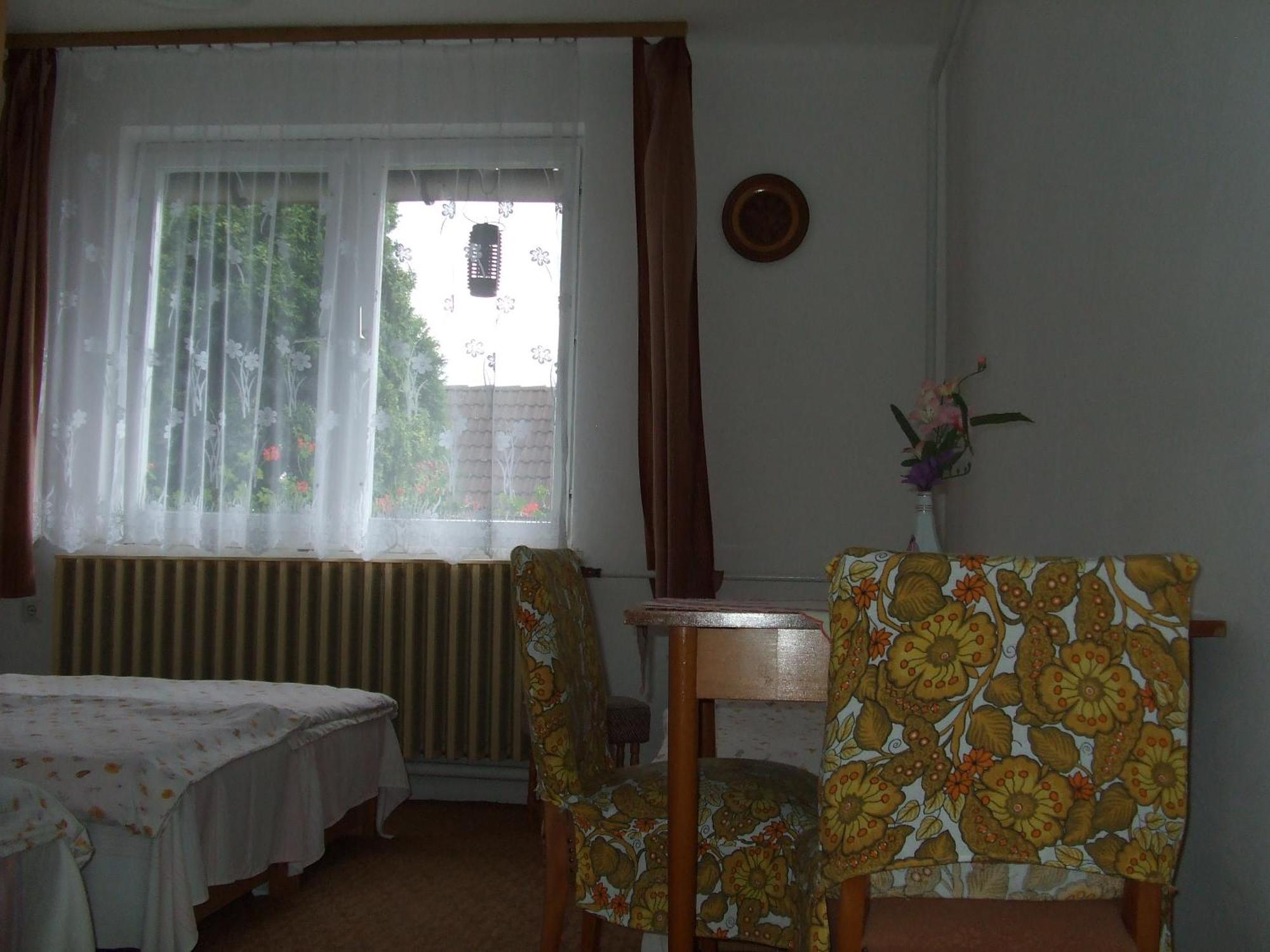 Napfeny Vendeghaz Apartment Miskolc Luaran gambar